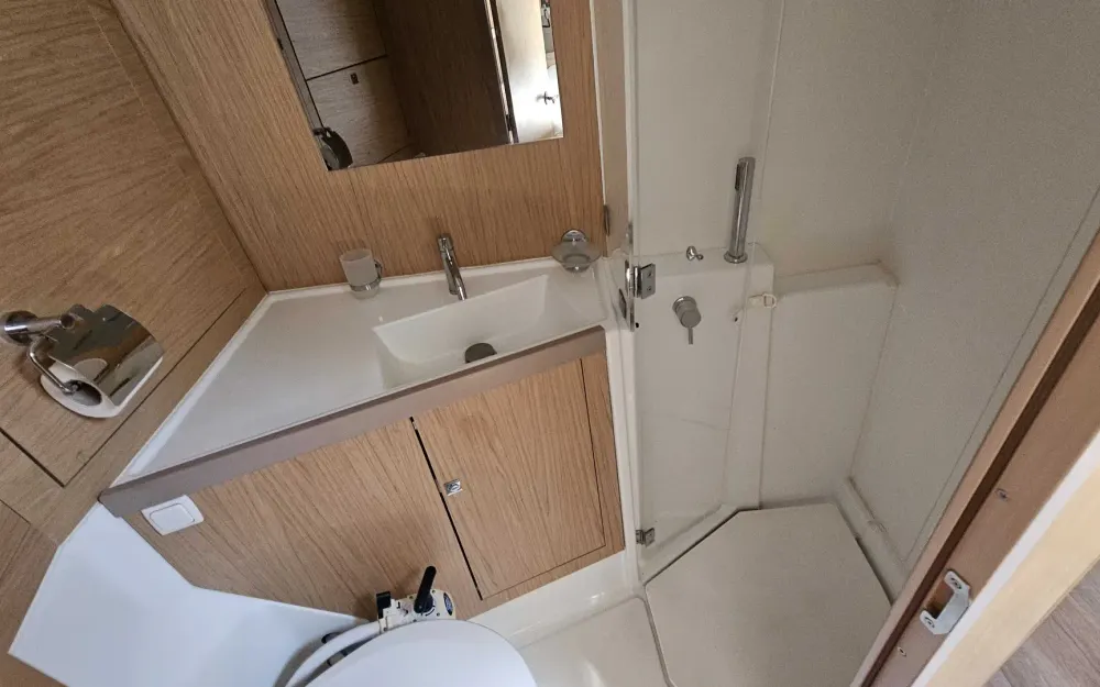 slider 14 Beneteau Oceanis 45