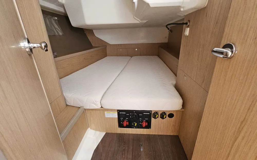 slider 15 Beneteau Oceanis 45