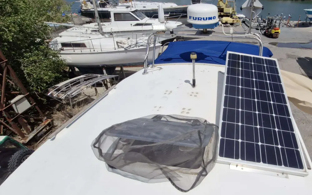 slider 14 Beneteau Antares 730