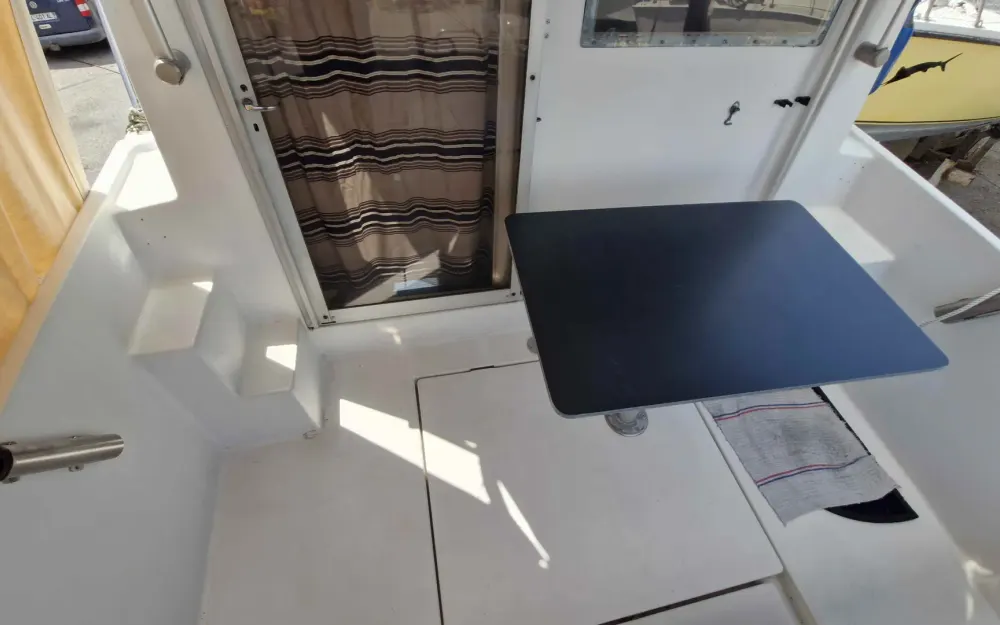 slider 15 Beneteau Antares 730