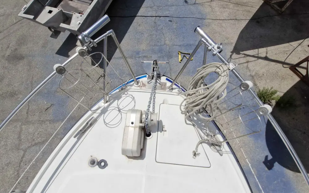slider 18 Beneteau Antares 730