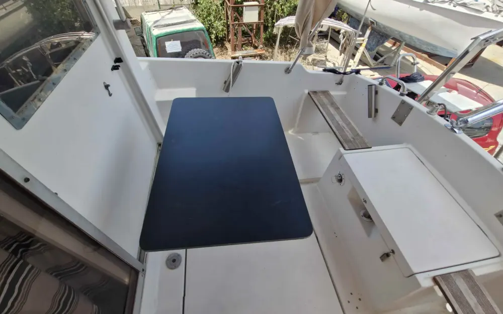 slider 2 Beneteau Antares 730