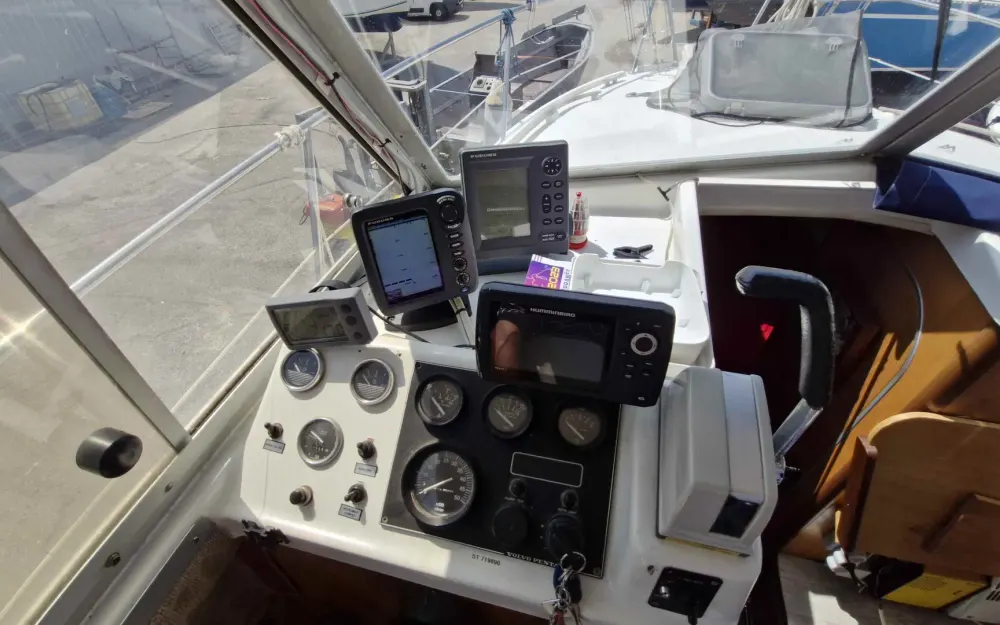 slider 3 Beneteau Antares 730