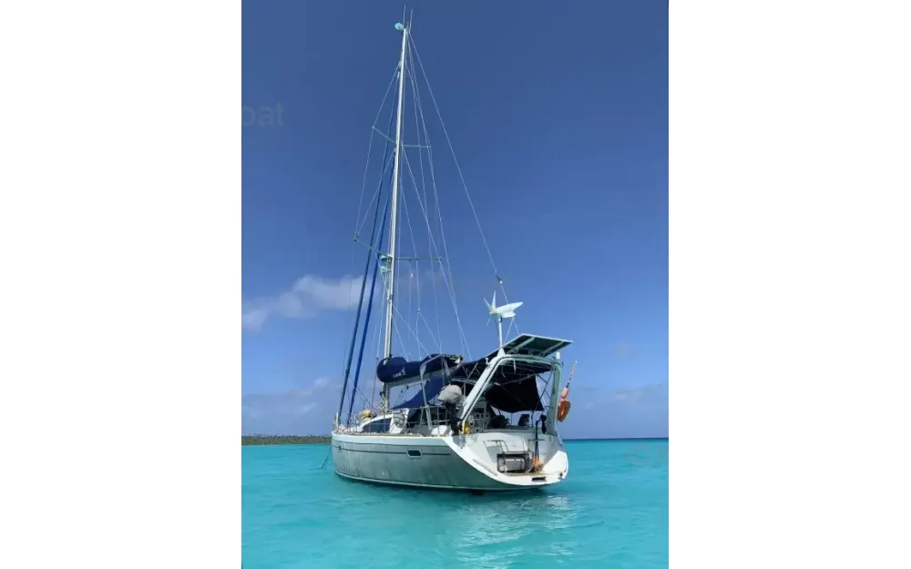 slider 10 Allures Yachting Allures 44