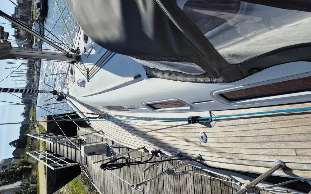 slider 19 Dufour 365