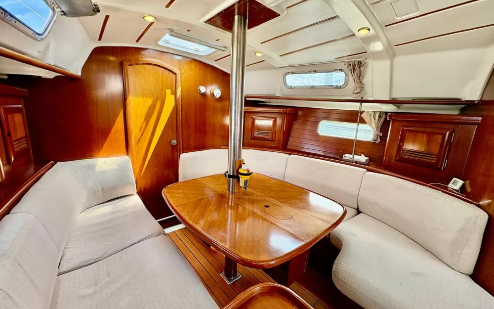 slider 24 Beneteau Oceanis 361 Clipper