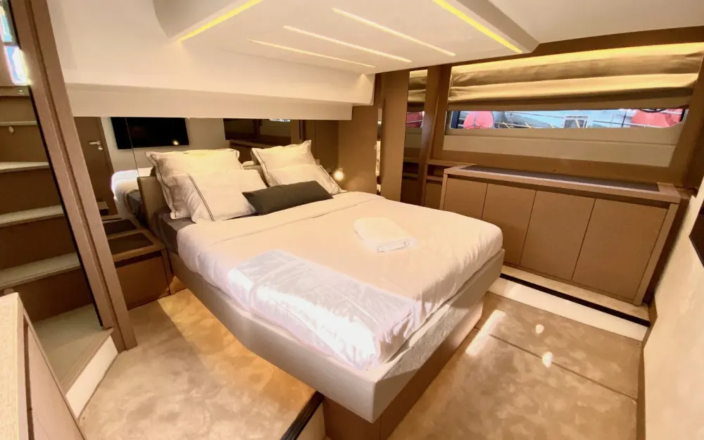 slider 9 Jeanneau Prestige 520