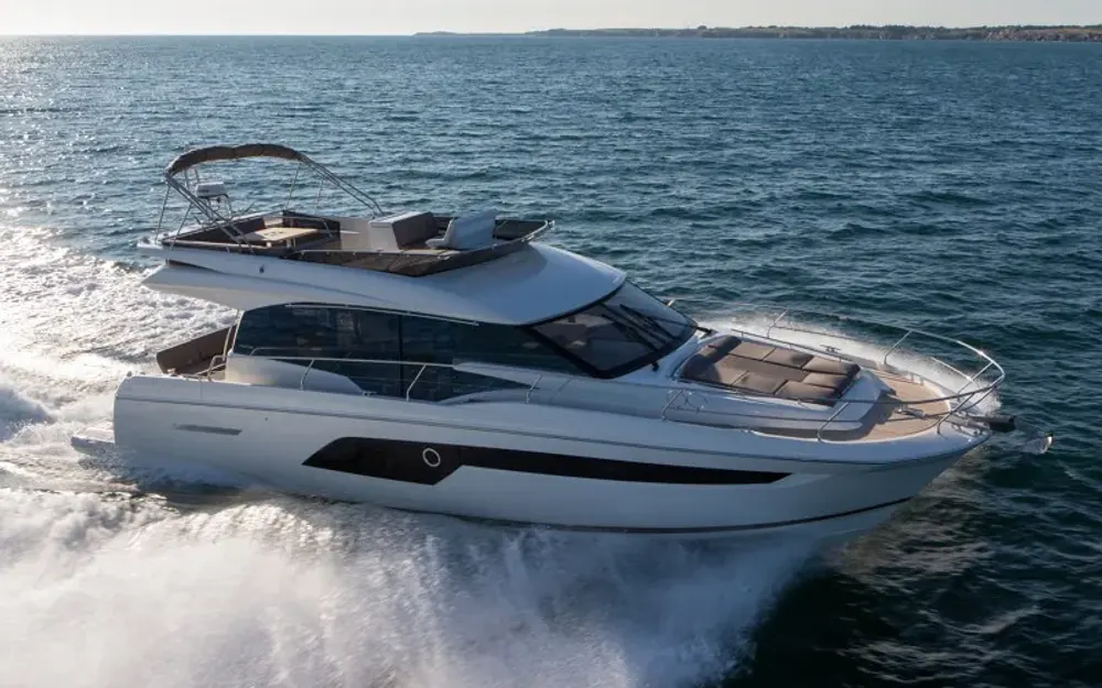 slider 4 Jeanneau Prestige 520