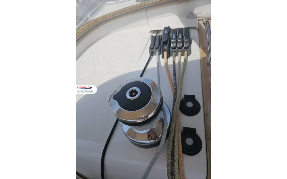 slider 10 Jeanneau  53