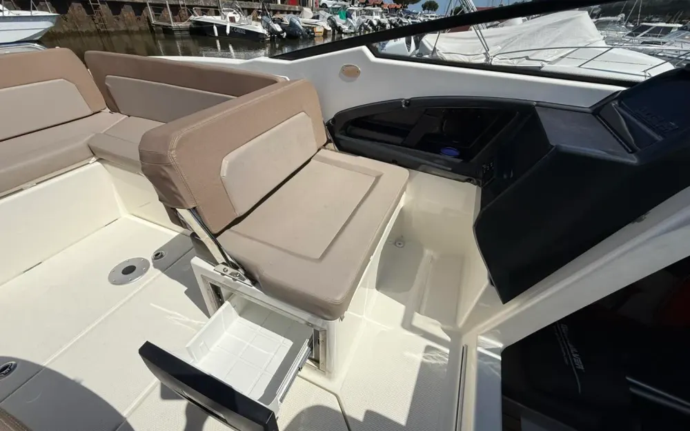 slider 5 Quicksilver  755 Cruiser
