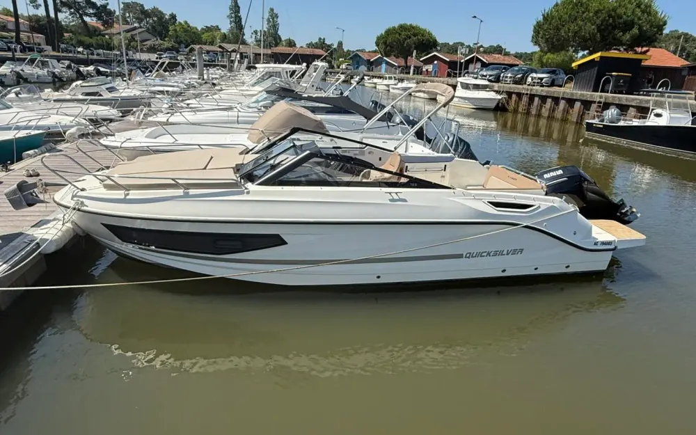 slider 2 Quicksilver  755 Cruiser
