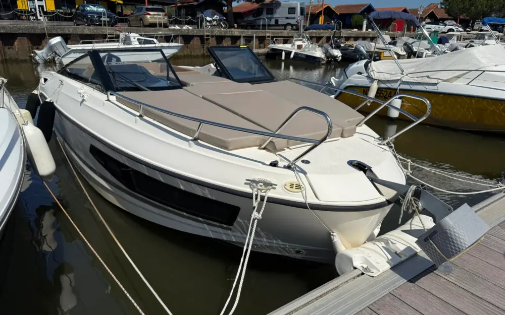 slider 1 Quicksilver  755 Cruiser