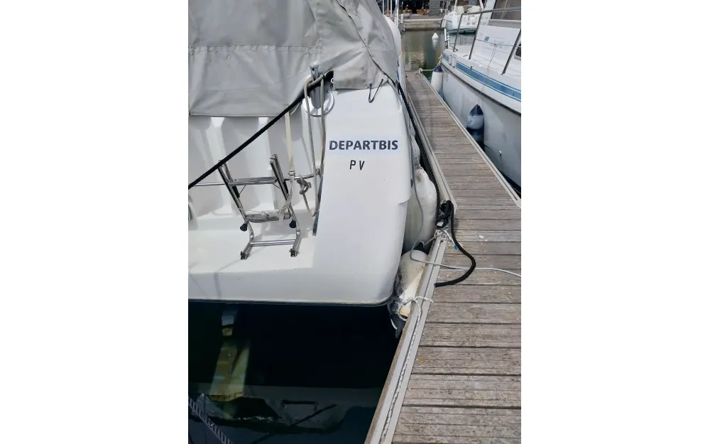 slider 34 Beneteau Flyer 10