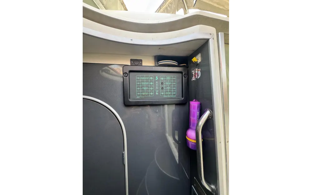 slider 7 Beneteau Flyer 10