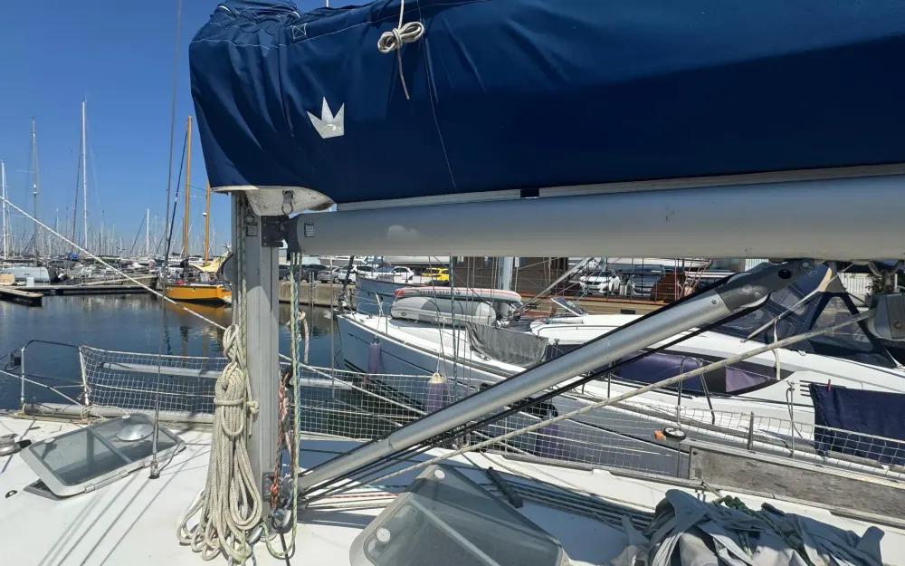slider 14 Jeanneau Sun Odyssey 37