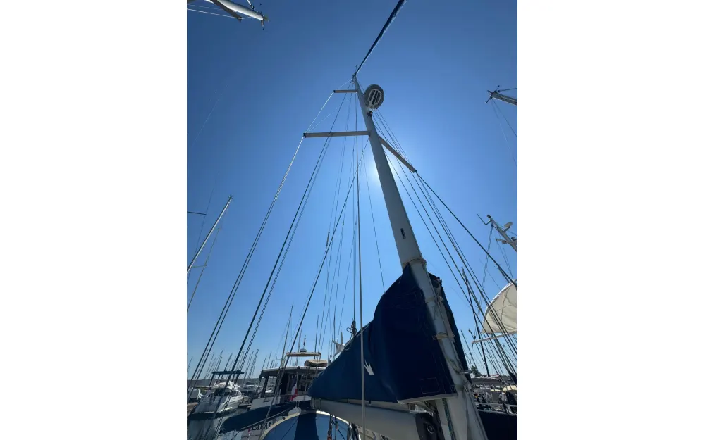 slider 21 Jeanneau Sun Odyssey 37