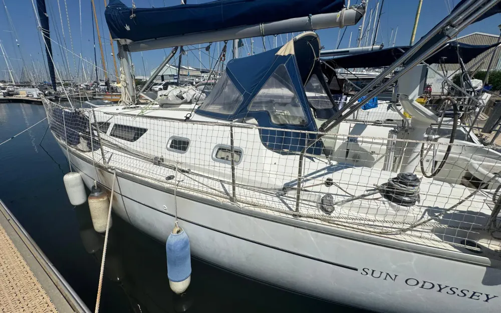 slider 3 Jeanneau Sun Odyssey 37