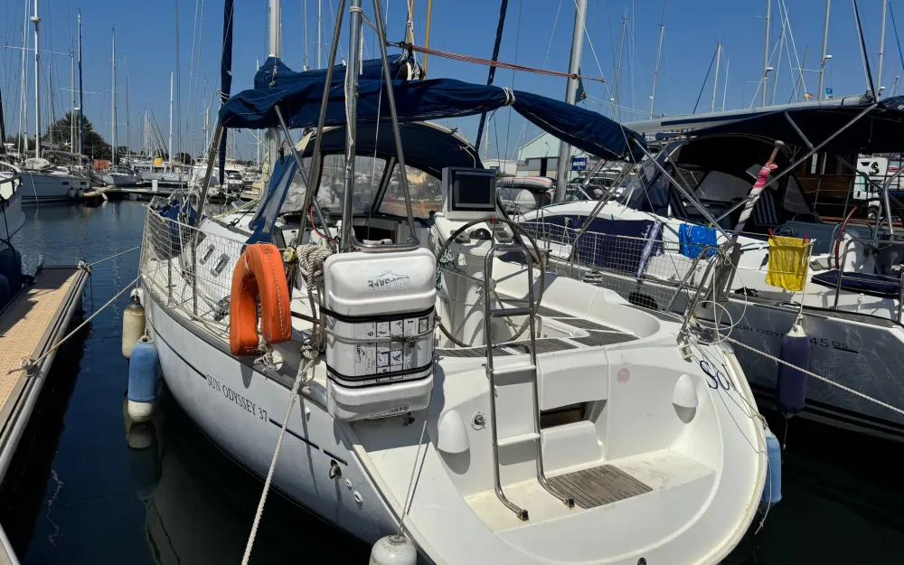 slider 4 Jeanneau Sun Odyssey 37