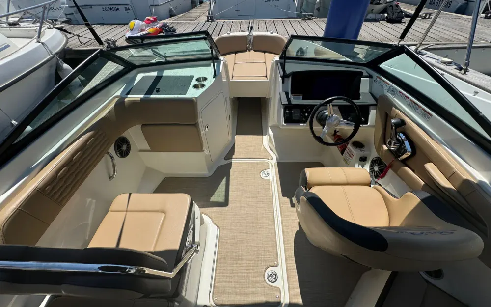 slider 4 Sea Ray  210