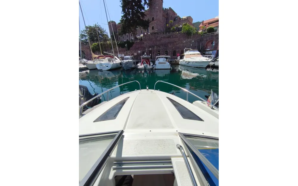 slider 1 Bayliner  642 CU