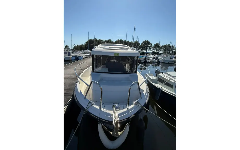 slider 2 Parker  660 Pilothouse