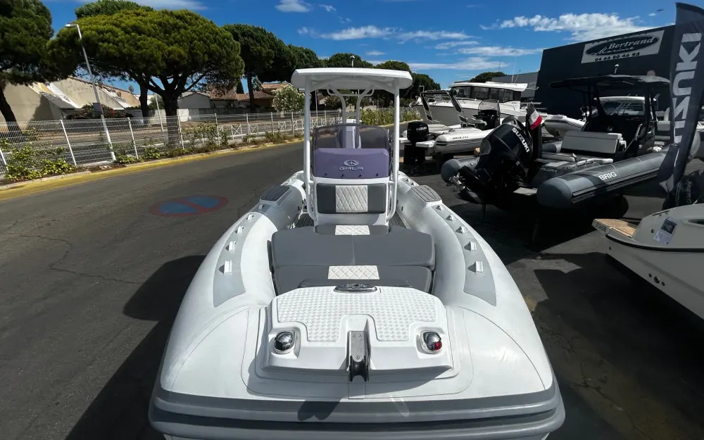 slider 14 Gala Boats V7
