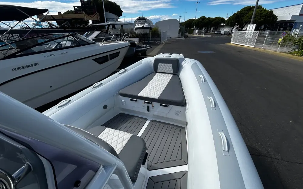 slider 8 Gala Boats V7