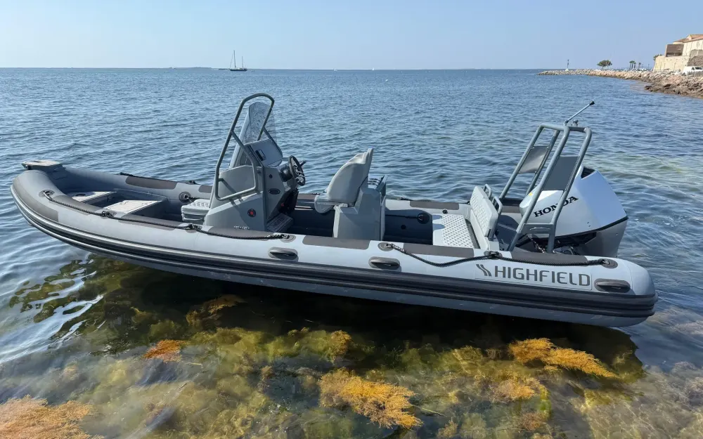 slider 1 Highfield Patrol 660