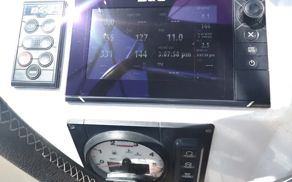 slider 18 Beneteau Oceanis 38.1