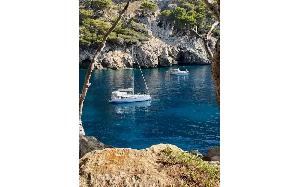 slider 1 Beneteau Oceanis 38.1