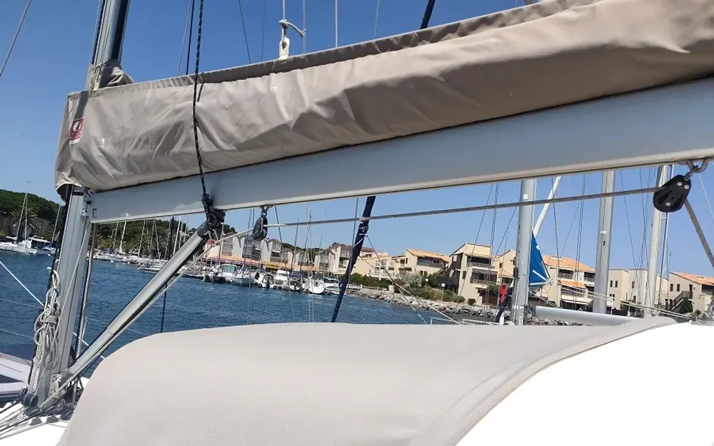slider 25 Beneteau Oceanis 38.1