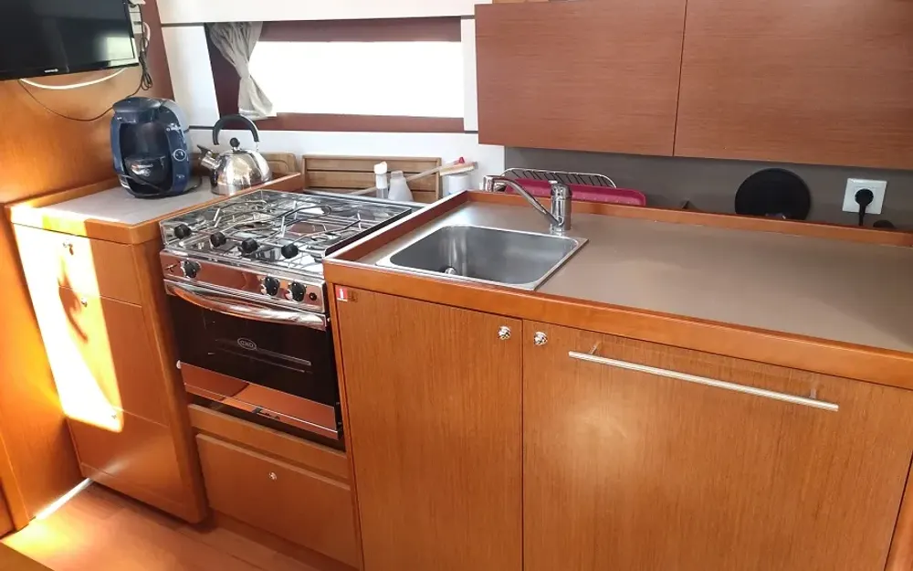 slider 42 Beneteau Oceanis 38.1