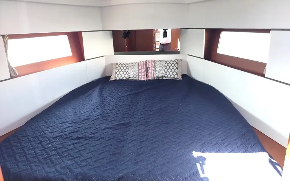 slider 55 Beneteau Oceanis 38.1