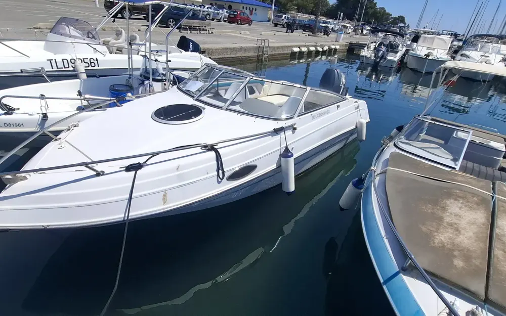 slider 15 Four Winns Sundowner 195
