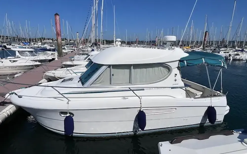 slider 1 Jeanneau Merry Fisher 805