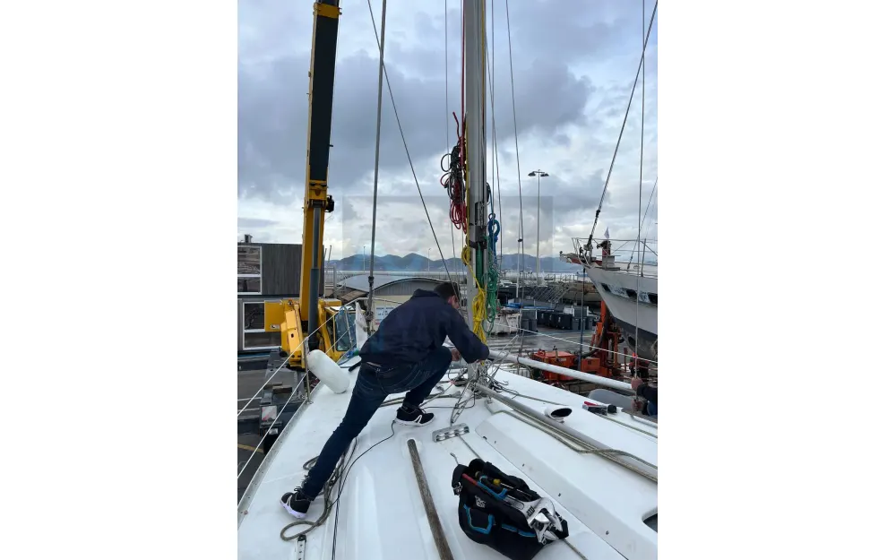 slider 15 Beneteau Oceanis 361
