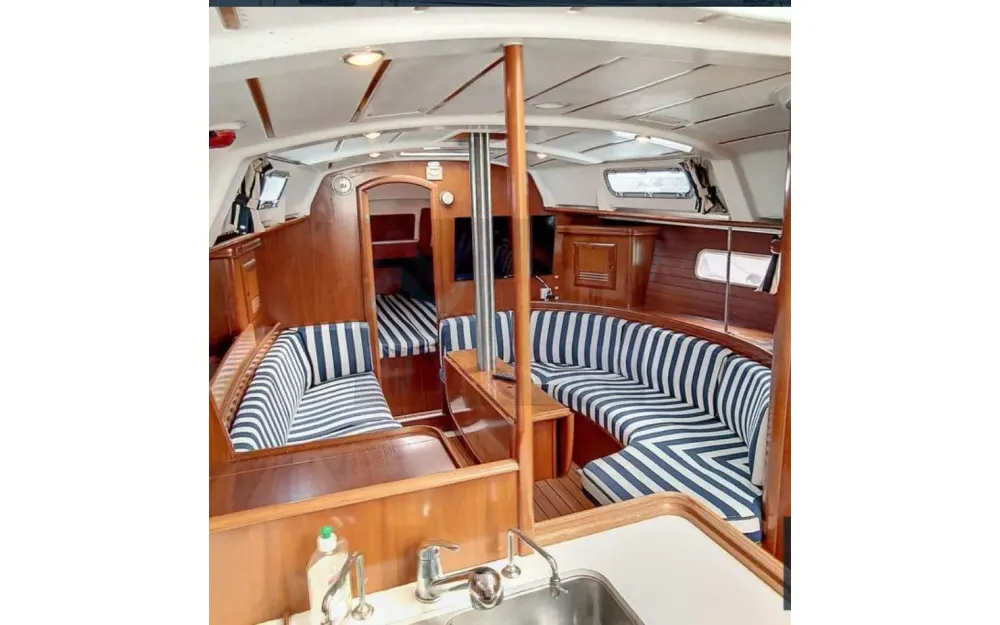 slider 5 Beneteau Oceanis 361