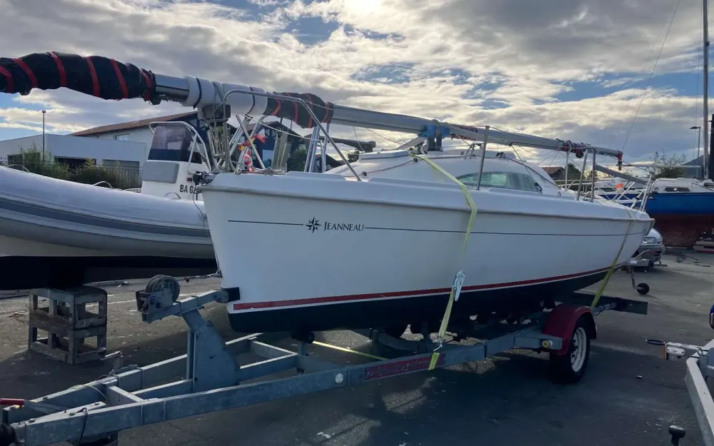 slider 0 Jeanneau Sun Fast 20