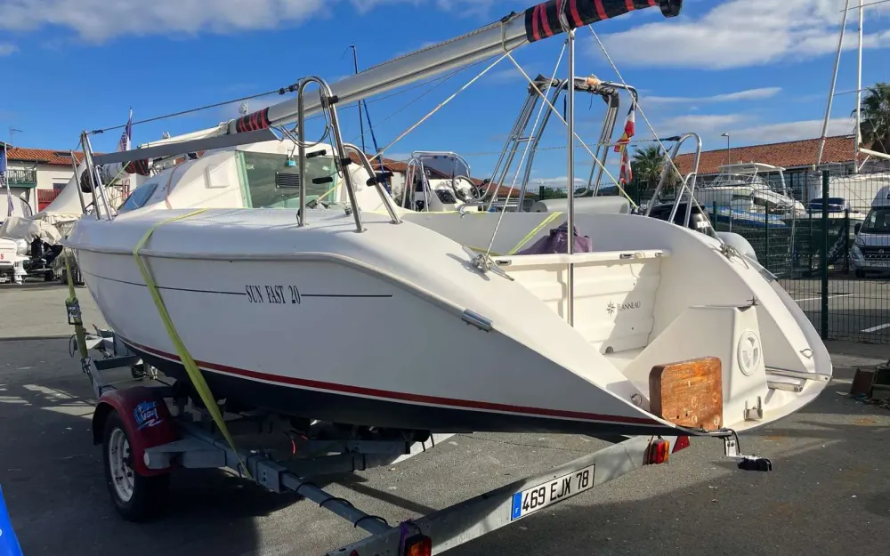 slider 3 Jeanneau Sun Fast 20