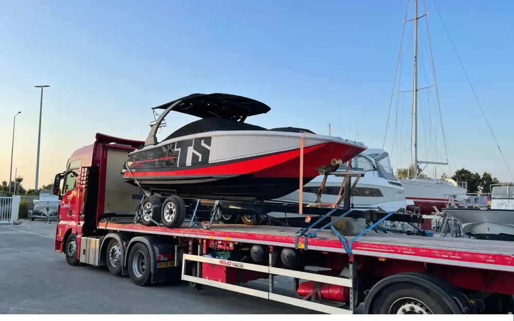 slider 0 Four Winns TS 222