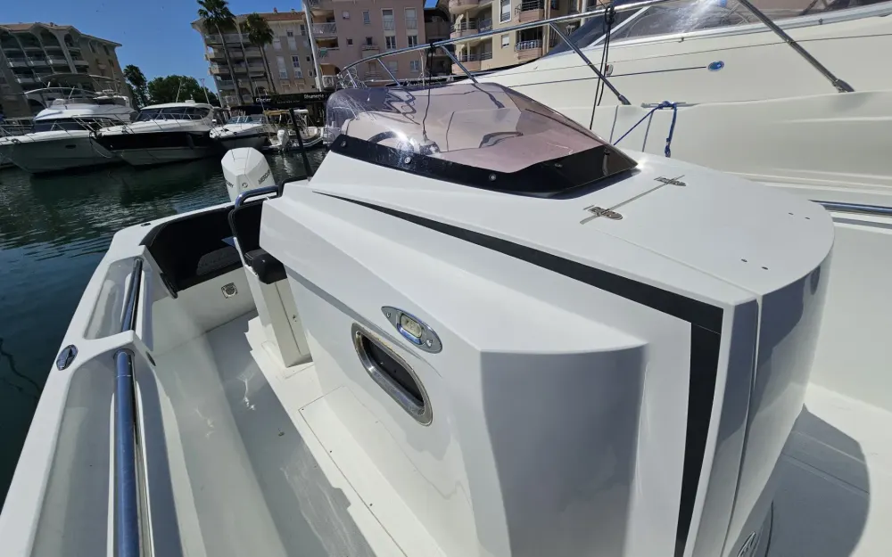 slider 17 Pacific Craft  27 RX