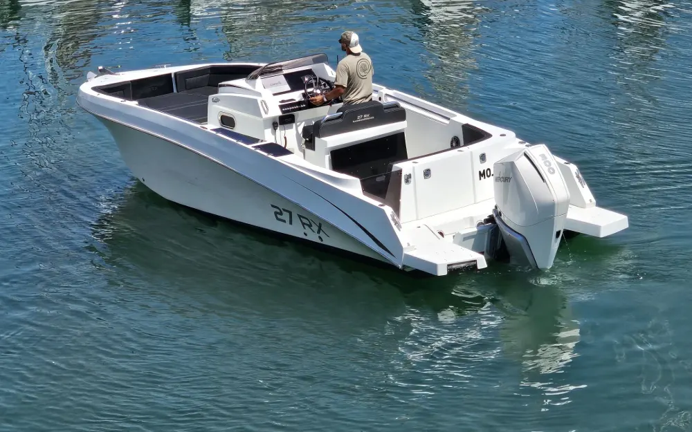 slider 4 Pacific Craft  27 RX
