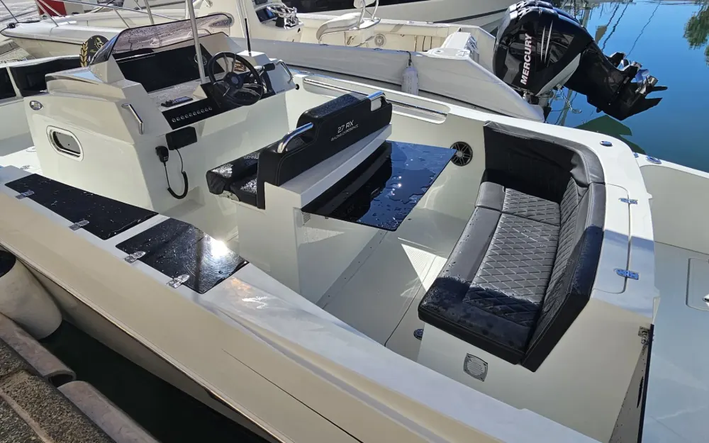 slider 37 Pacific Craft  27 RX