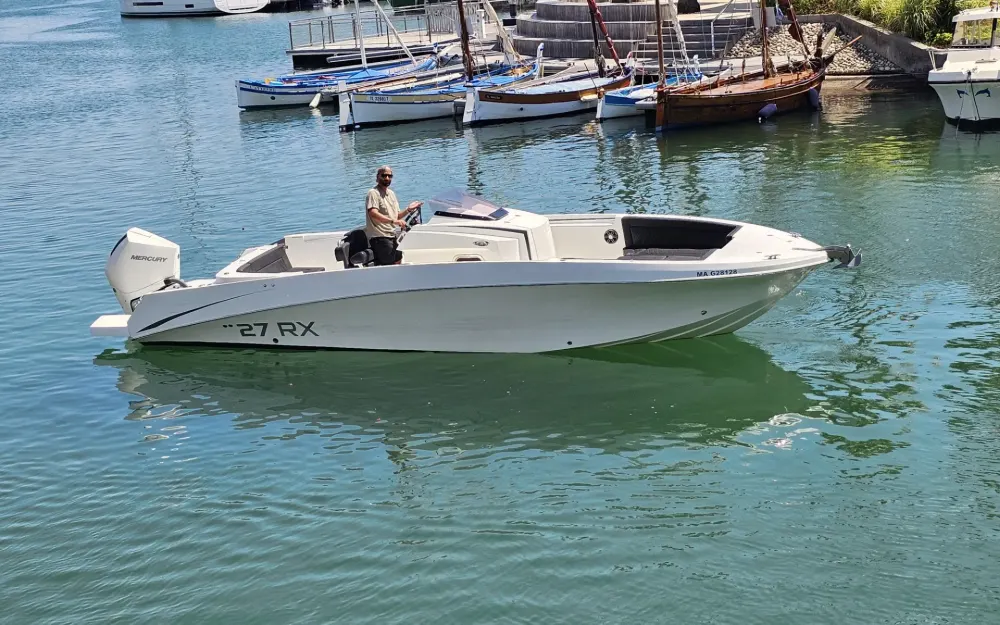 slider 6 Pacific Craft  27 RX