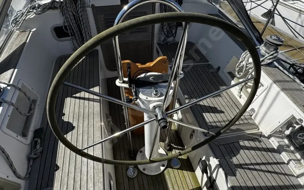 slider 10 Hallberg Rassy  34