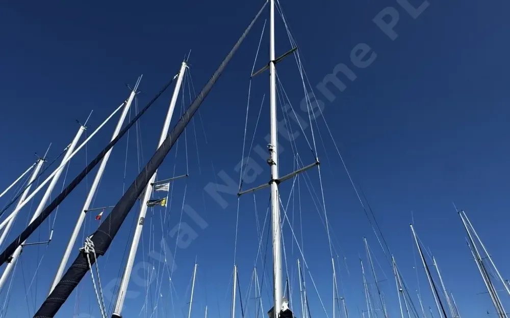 slider 12 Hallberg Rassy  34