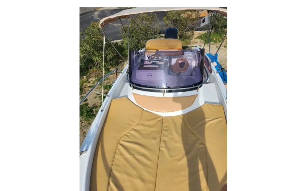 slider 1 Sessa Marine Key Largo 26