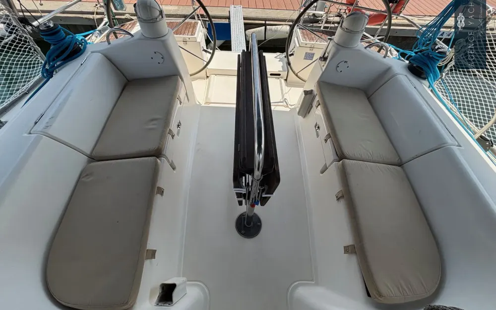 slider 27 Dufour  385