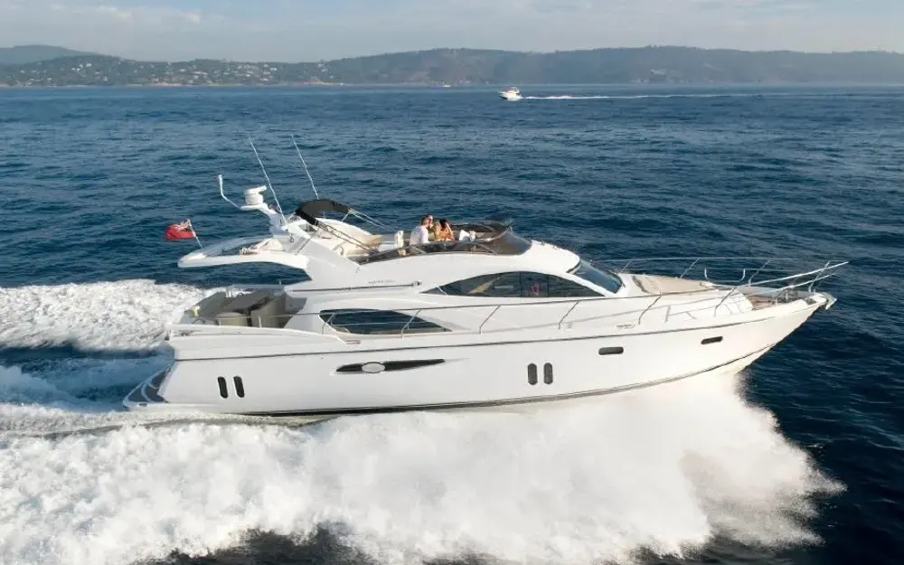slider 0 Pearl Yachts Pearl 60
