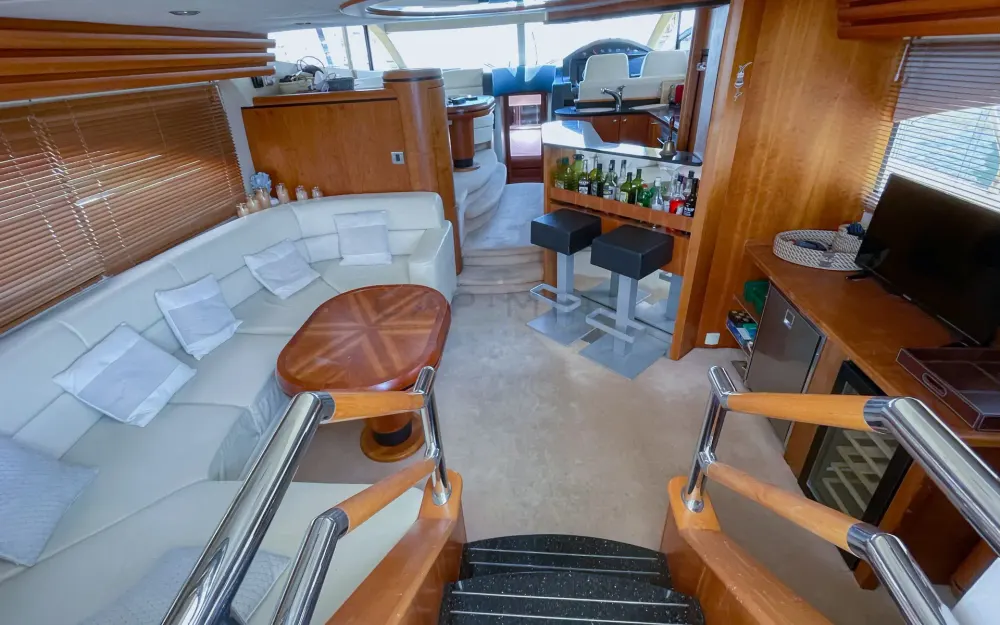 slider 22 Pearl Yachts Pearl 60